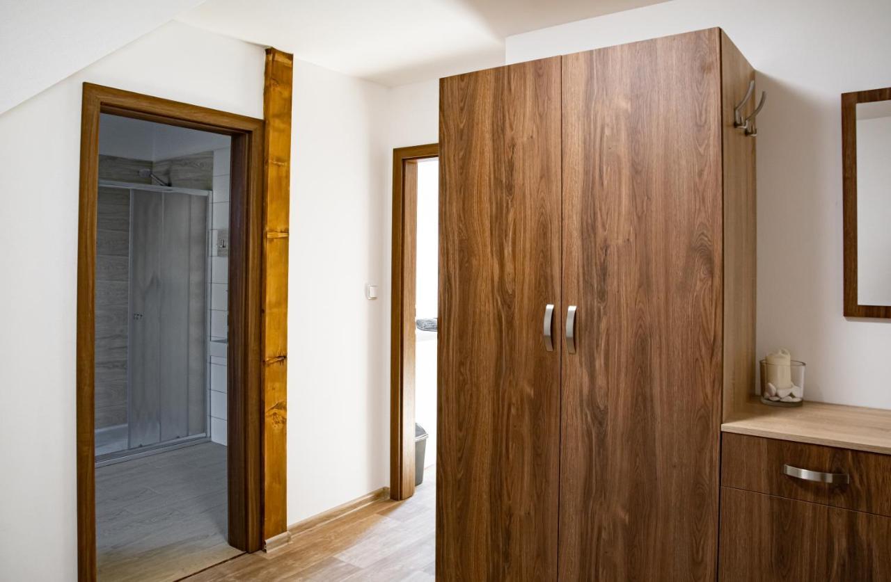 Apartmany Kurojedy Bor Exterior photo